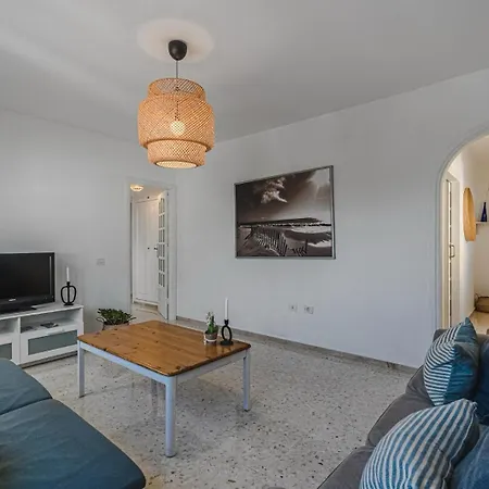Grande Maison En Bord De