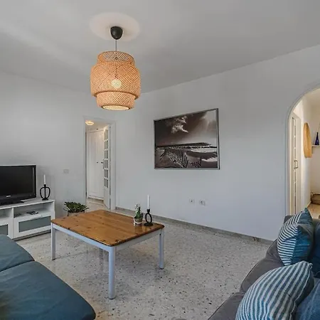 Grande Maison En Bord De